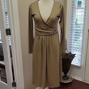 Doublju tan taupe Vneck fitted waist Midi Dress Long sleeves Stretch Medium New